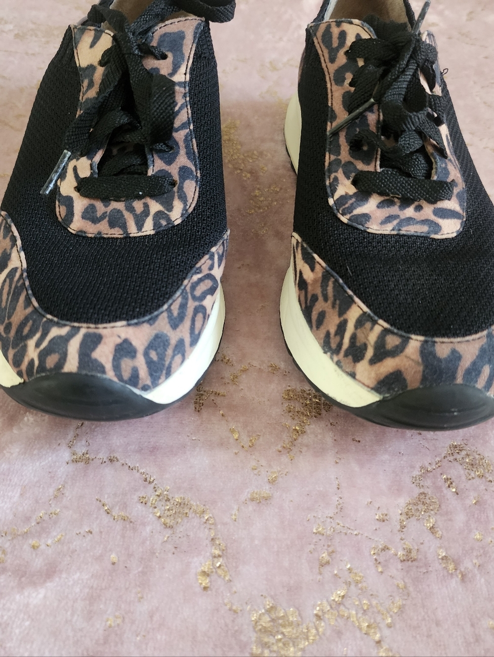 NATURALIZER | Women's Black & Leopard Print Fashion Sneakers - Picture 9 of 10